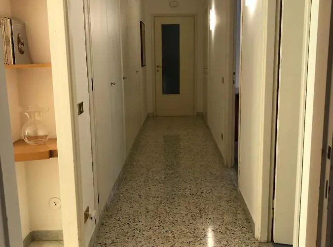 Questa Casa Non E Un Ciu-atr 9390-9 *